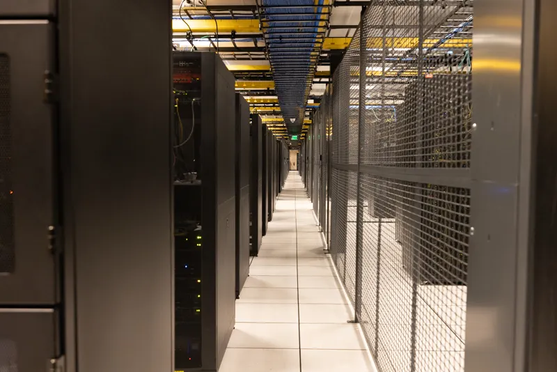 PhoenixNAP Datacenter